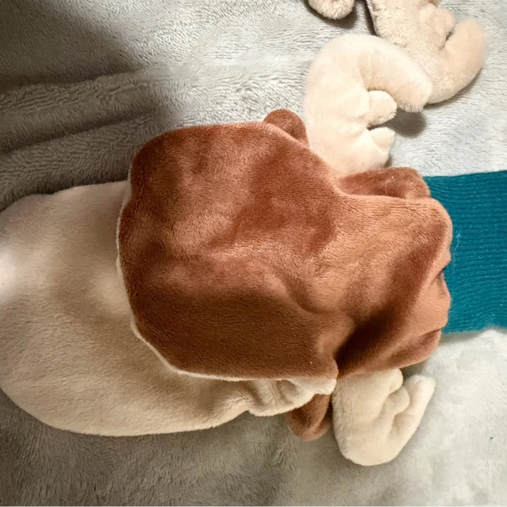 Forever Collectibles Mariner Moose mittens